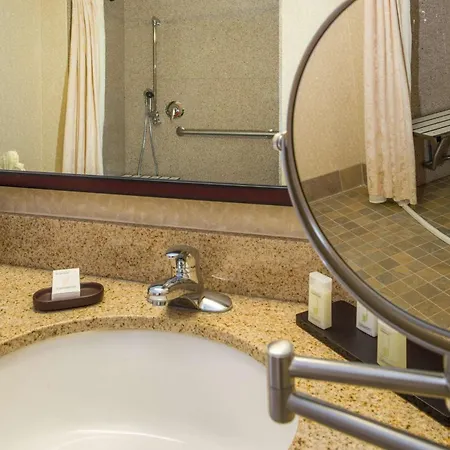 Embassy Suites By Hilton Sacramento Riverfront Promenade Esterno foto