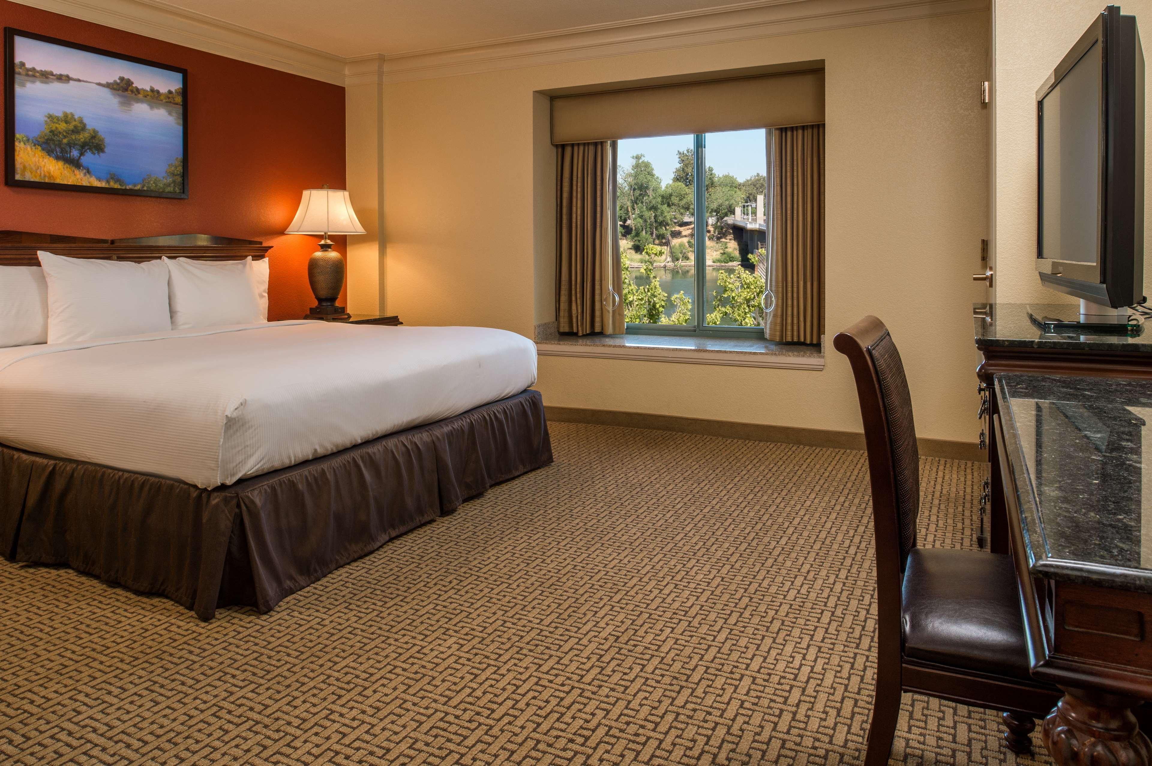 Embassy By Hilton Riverfront Promenade Sacramento