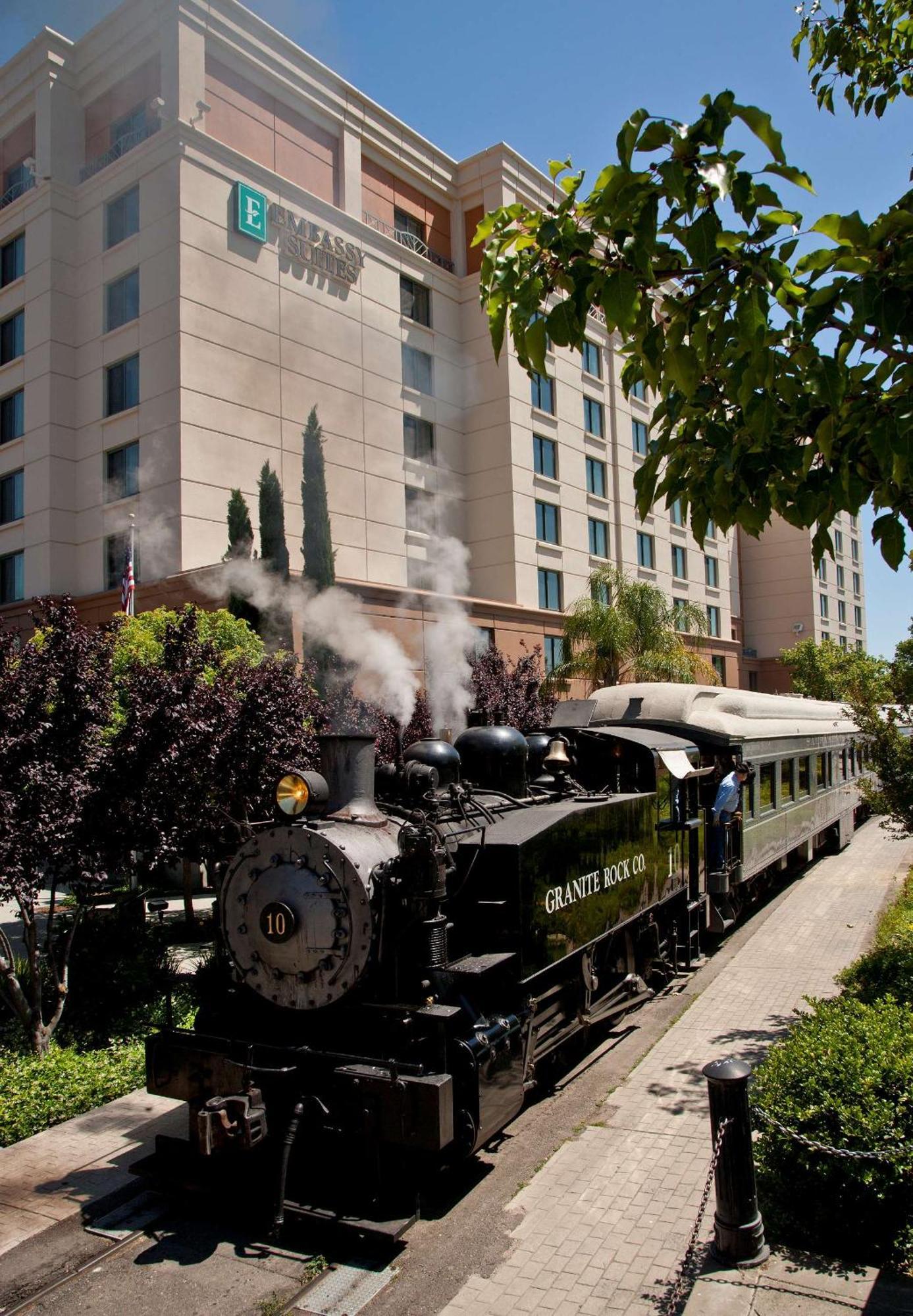 Embassy By Hilton Riverfront Promenade Hotel Sacramento